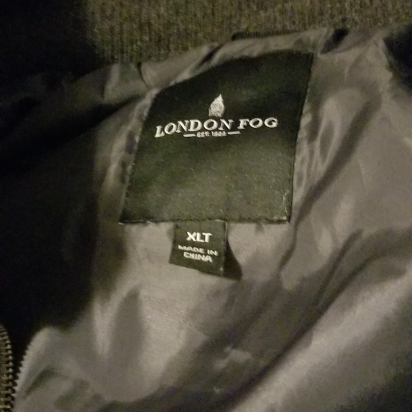 London Fog men's coat - Picture 4 of 4